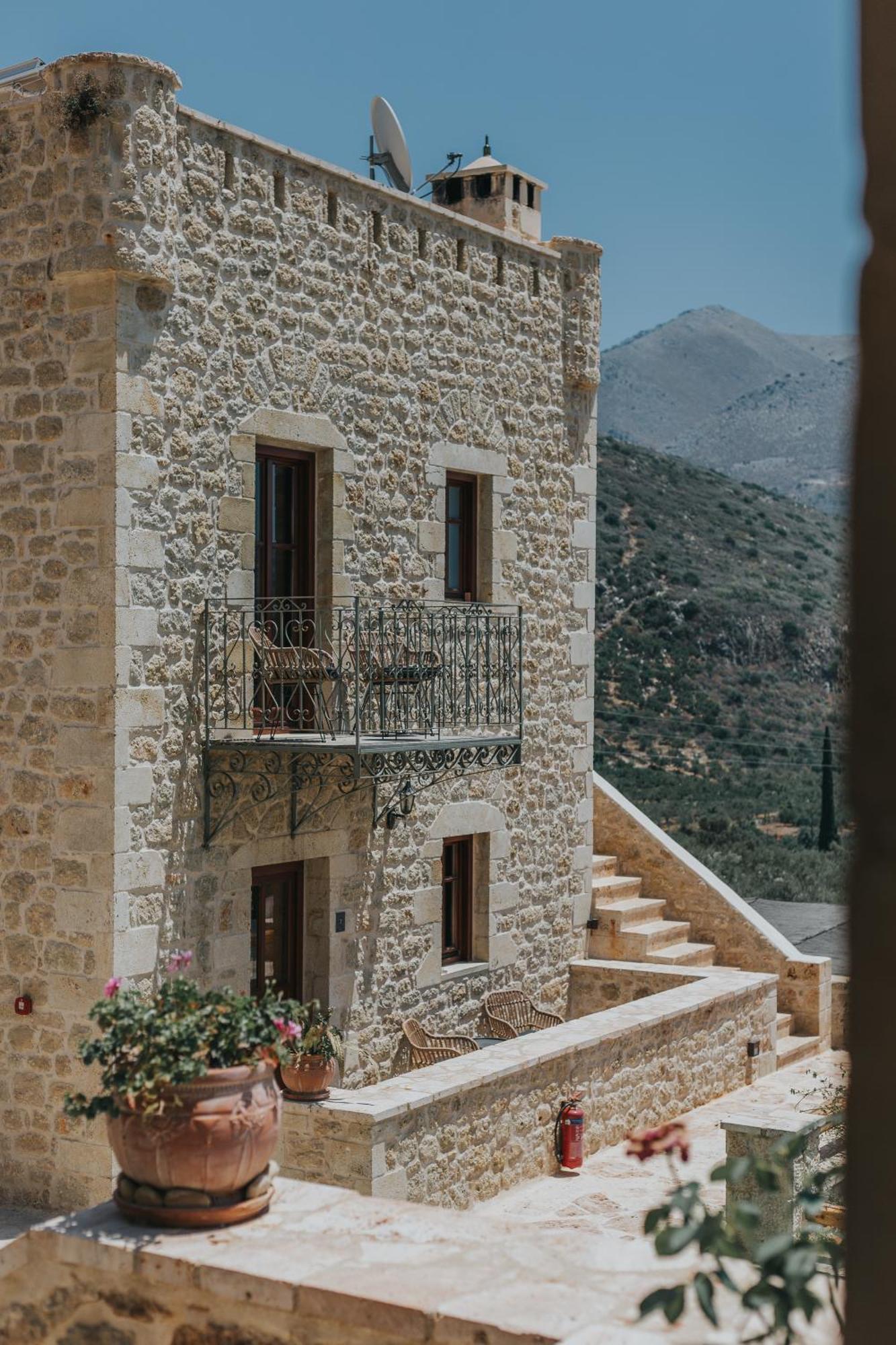 Brazzo Di Maina Hotel Oítilon Exterior foto